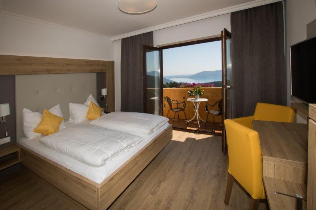 Ferienhotel Hofer Superior Strass im Attergau Luaran gambar