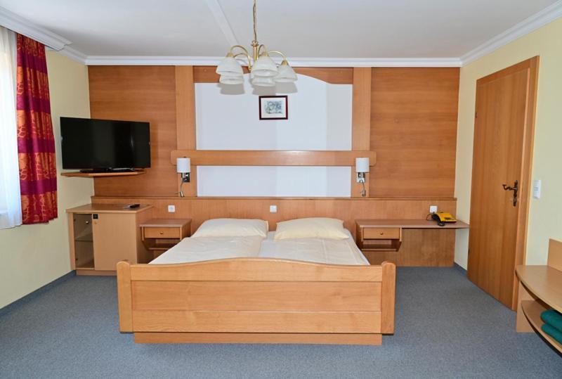Ferienhotel Hofer Superior Strass im Attergau Luaran gambar