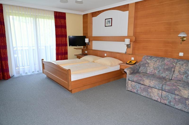 Ferienhotel Hofer Superior Strass im Attergau Luaran gambar