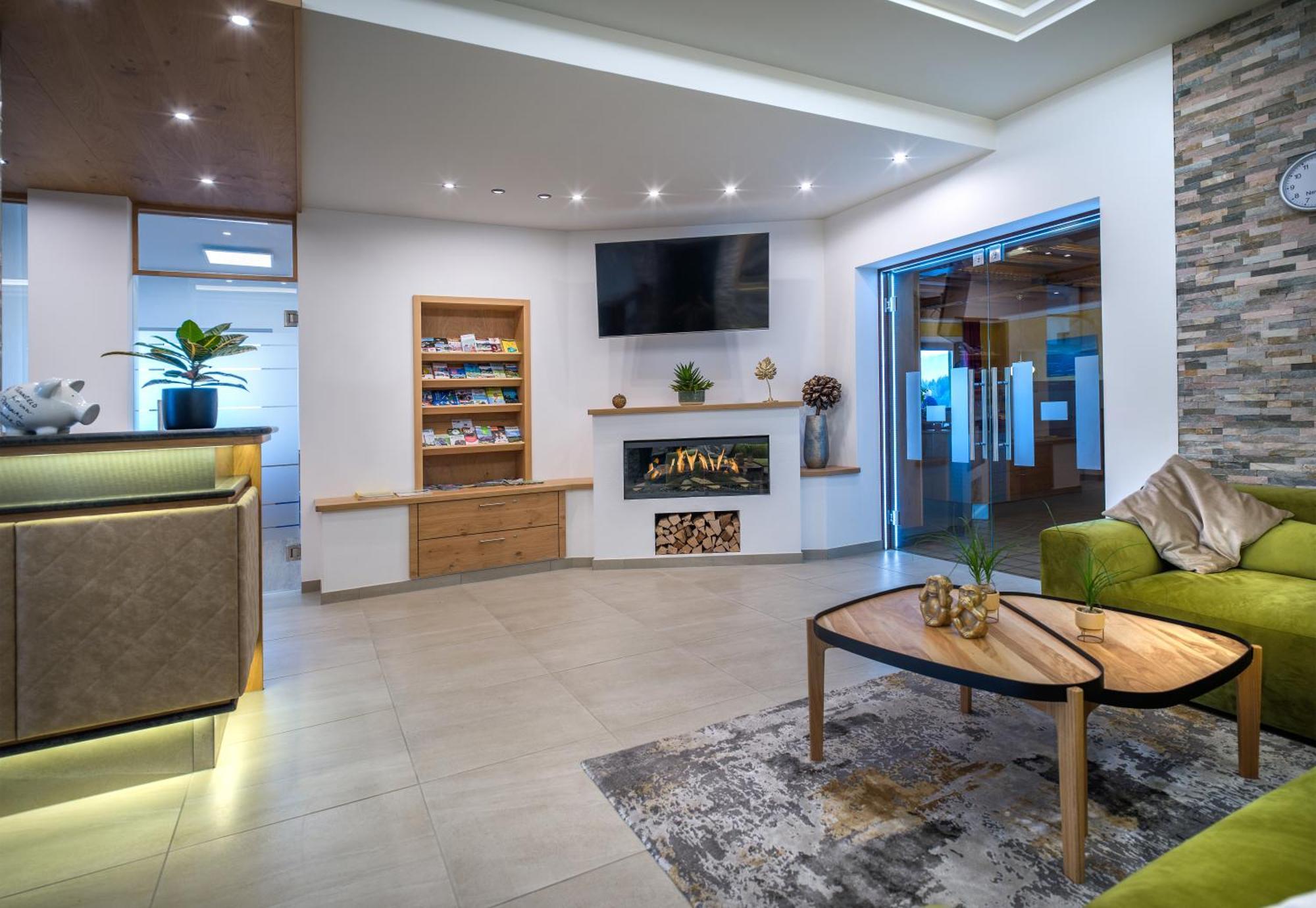 Ferienhotel Hofer Superior Strass im Attergau Luaran gambar